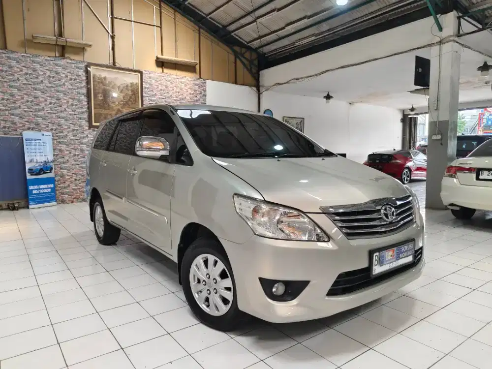 Toyota Kijang INNOVA G 2.0 Bensin AT 2013 Silver original