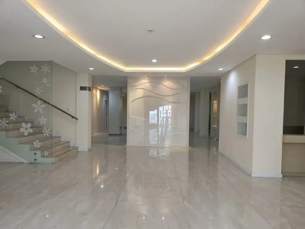 Disewakan Kantor 5 Lantai ada lift Raya HR Muhammad Surabaya
