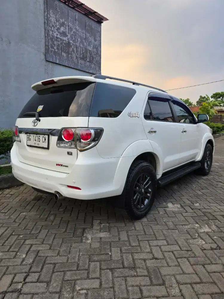 FORTUNER VNT 4X4 DIESEL A/T 2014