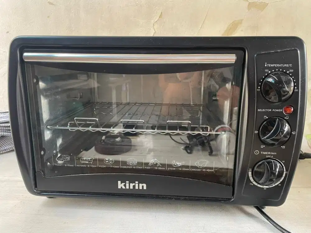 Oven Kirin KBO-190RA 19 Liter 400 Watt Body Stainless Steel