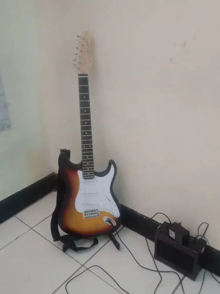 Donner Dst 80 masih bagus jarang dipakai