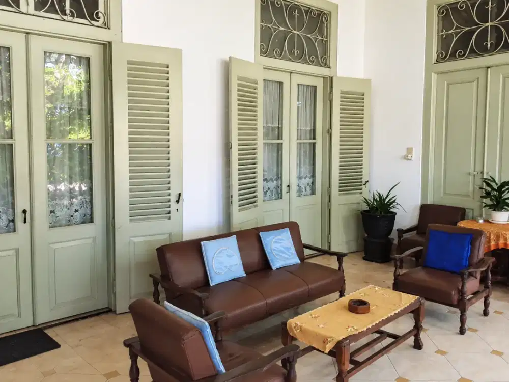 Dijual Rumah Kolonial Belanda di Jalan Sulung Pusat Kota Surabaya