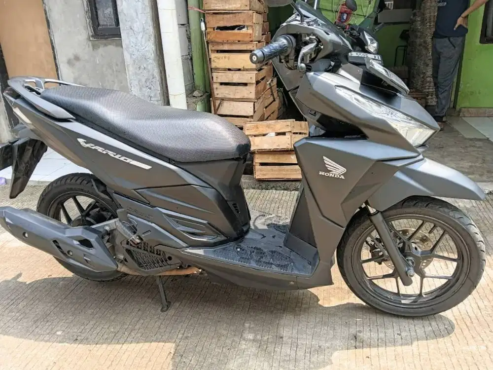 Vario LED old basic 150 cc 2016