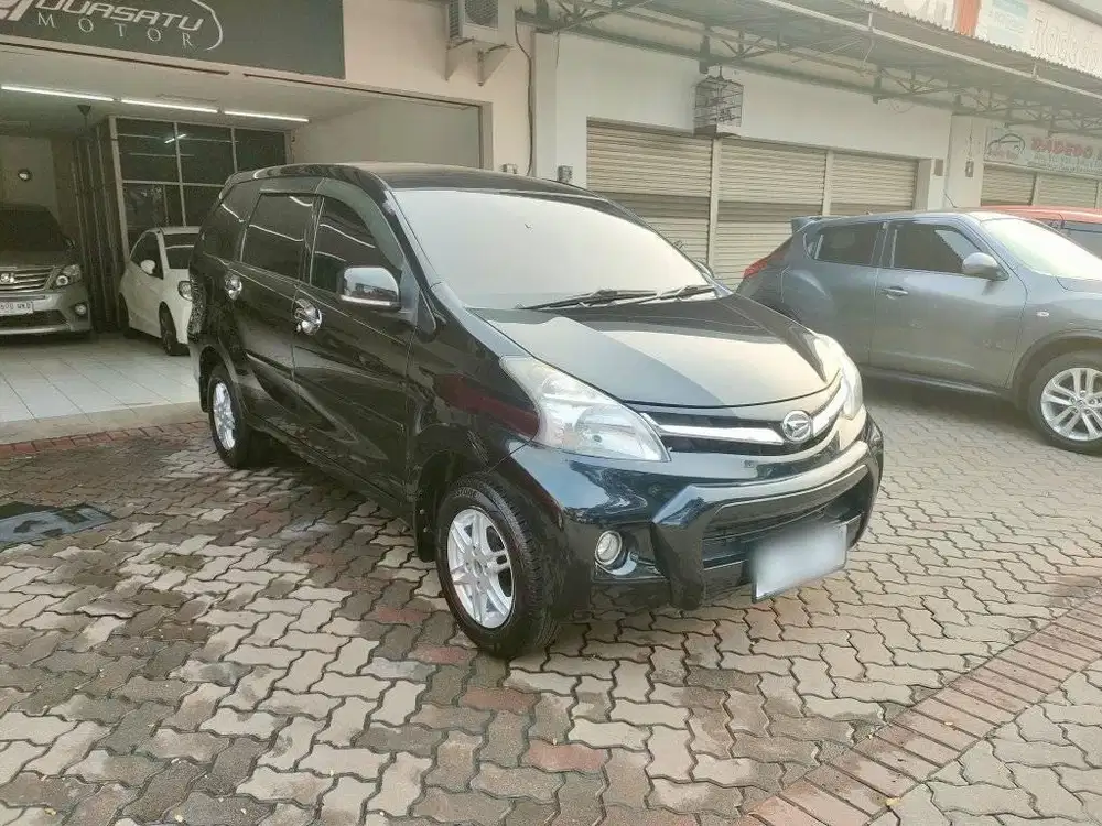 XENIA 1.3 R FAMILY MATIC 2012 HITAM DAIHATSU