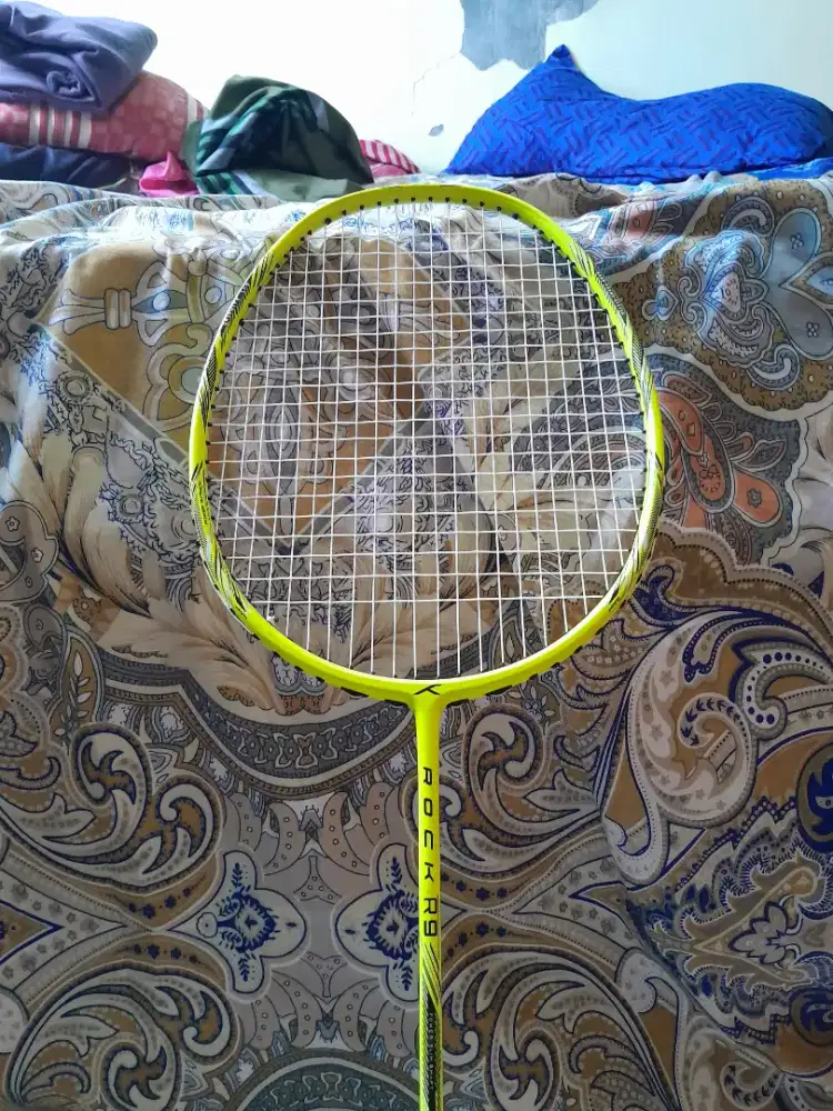 Raket Badminton