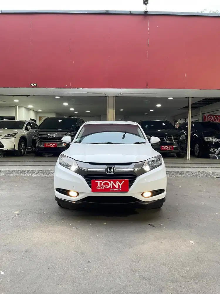 Honda HRV E CVT DP Ceper 2017 Putih