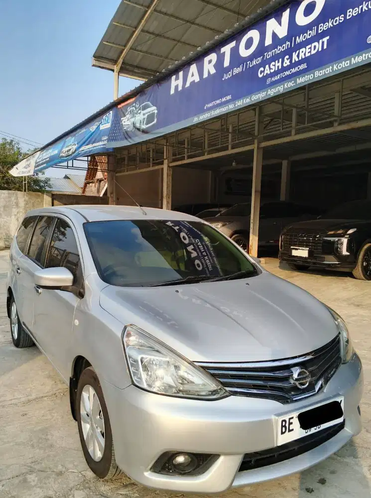 GRAND LIVINA SV 1.5 MT