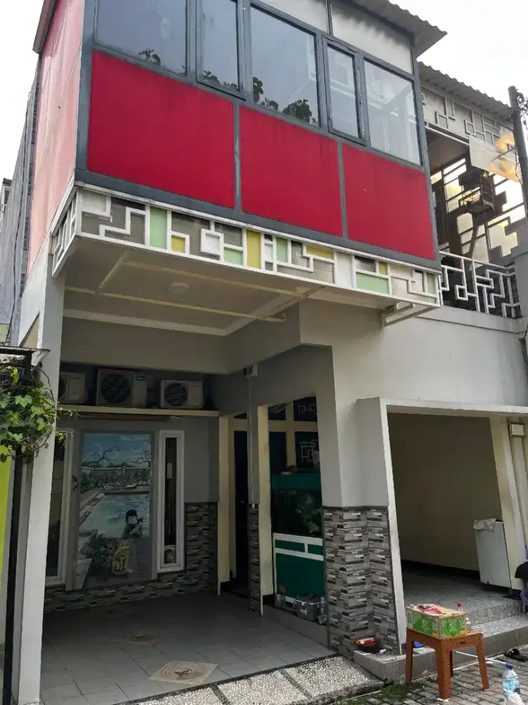 DIJUAL RUMAH 3 LANTAI Rp1,350 M – CIRACAS, JAKARTA TIMUR | 4 KT + 3 KM