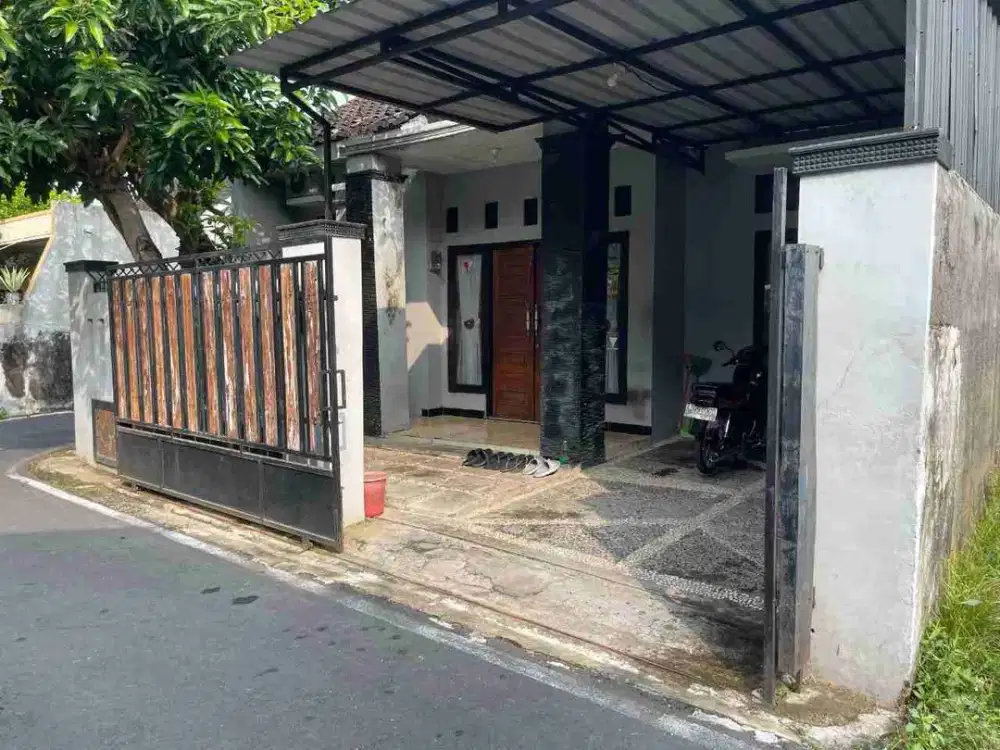Rumah Cantik Siap Huni di Banyuanyar Solo Kota