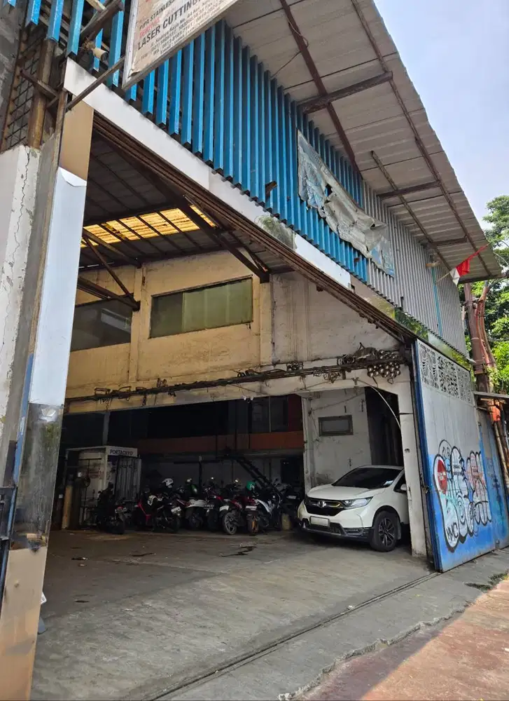 Lowongan Kerja Tukang Cat & Finishing Stainless Steel / Besi