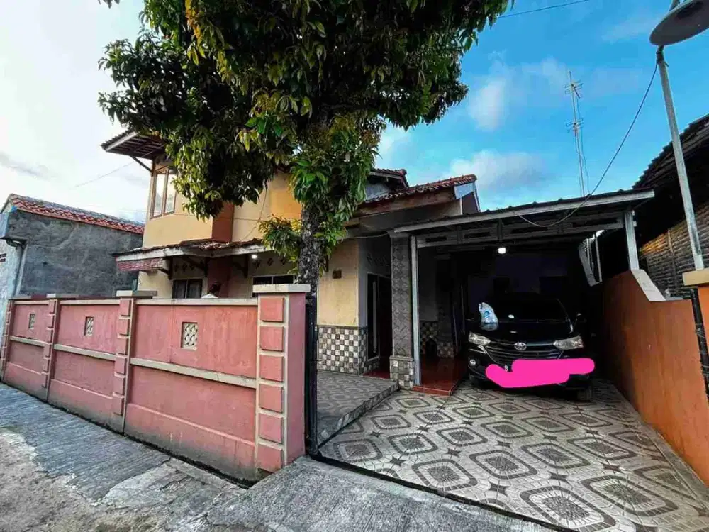 jual rumah 2 lantai deket pasar lama kota serang