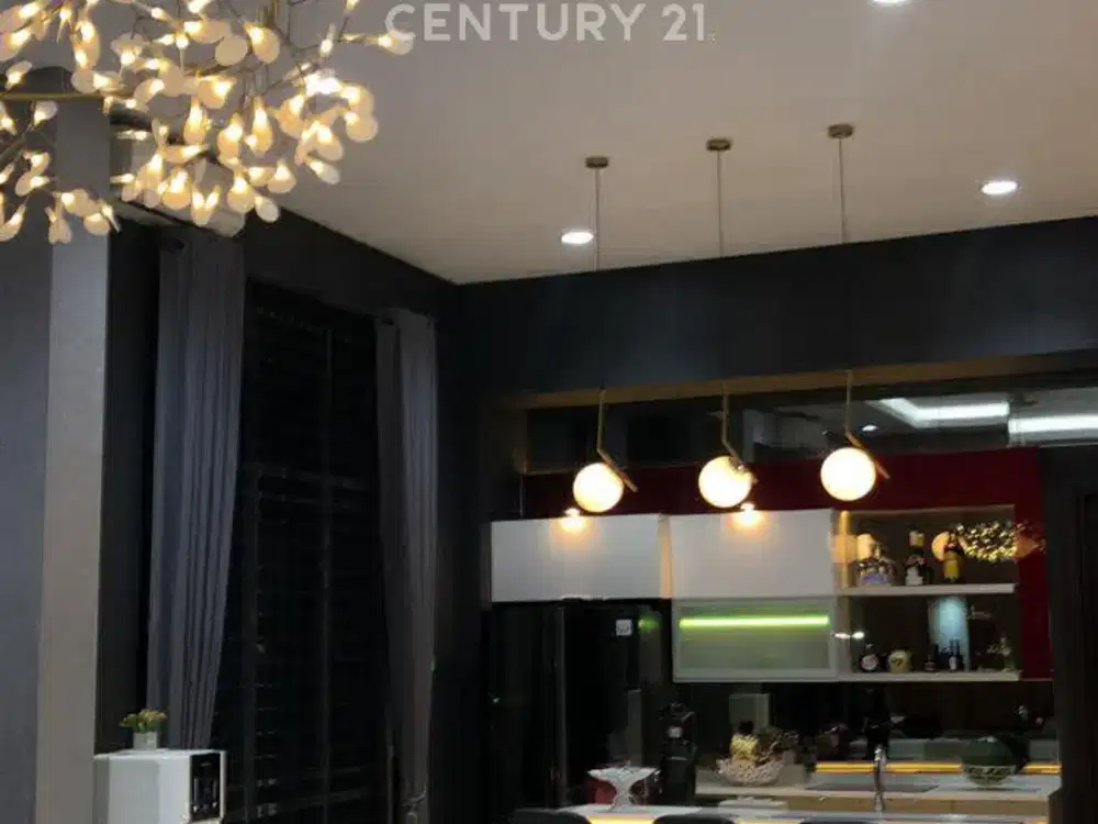 “DIJUAL LUXURY HOUSE Di Medan 3 Lantai + Lift + ROOFTOP