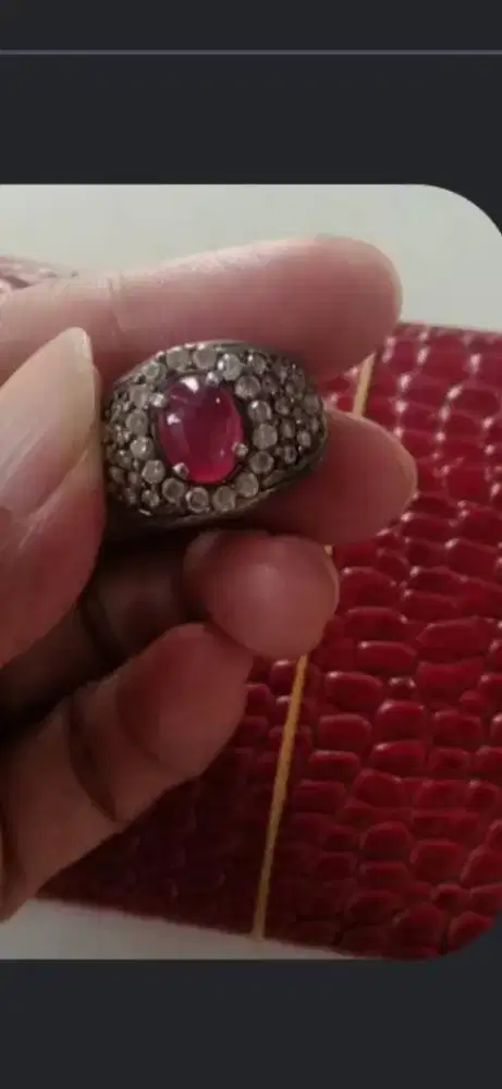 Ruby (merah delima)