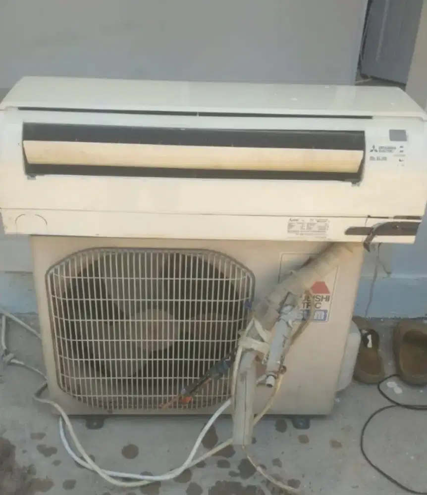 AC bekas 1 PK Merk Mitsubishi