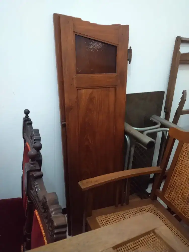 pintu kuku tarung