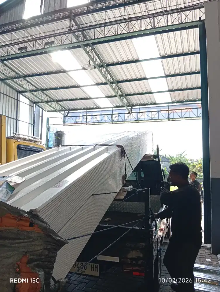 DIBUTUHKAN SEGERA SOPIR | TOKO BESI SBM | GAJI MENARIK