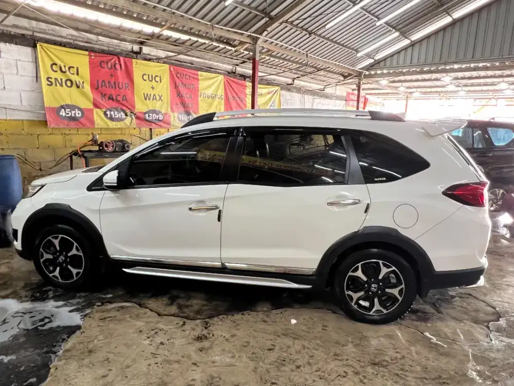 Jual Cepat BRV 2016 Putih Prestige CVT AT
