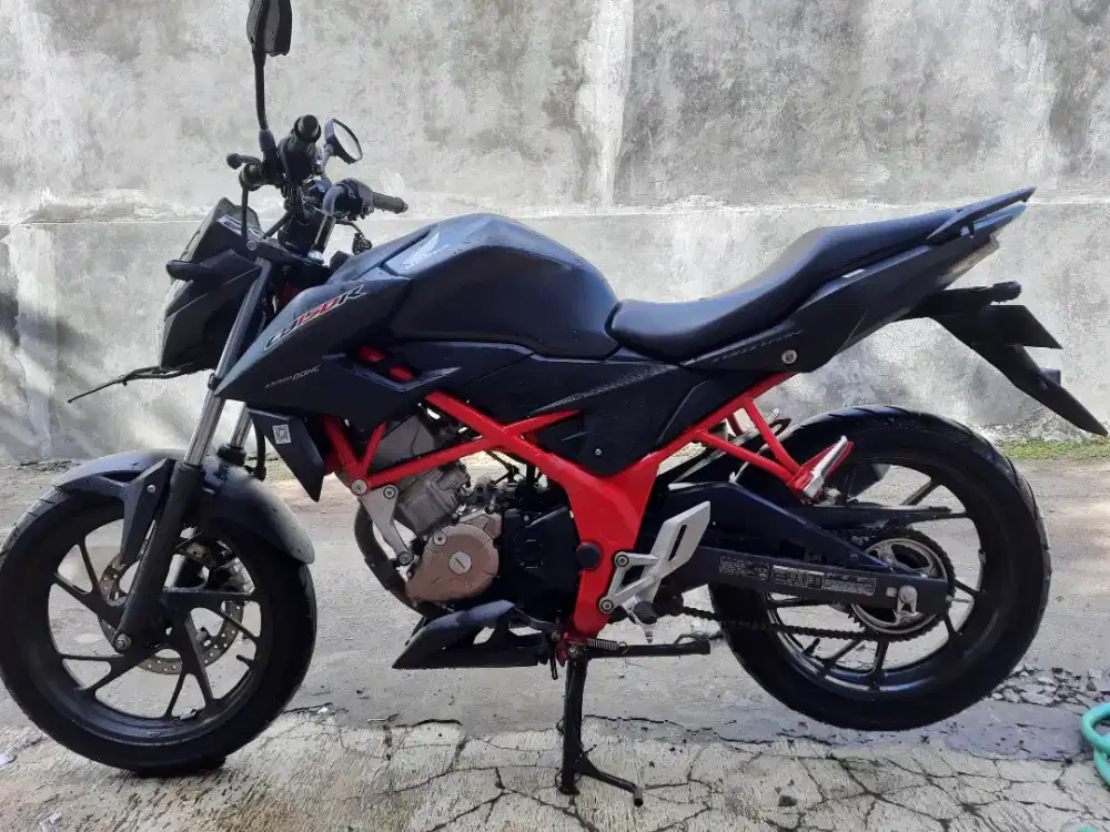 DIJUAL HONDA CB 150 R SE