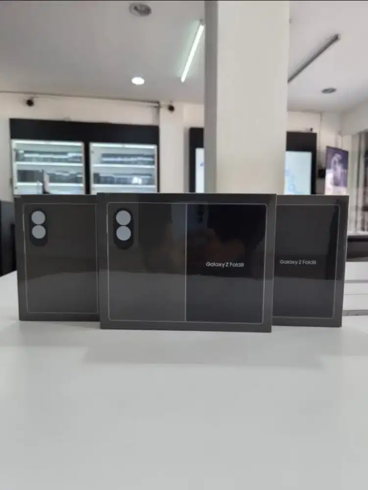 Z fold 8 ultra Resmi SEIN