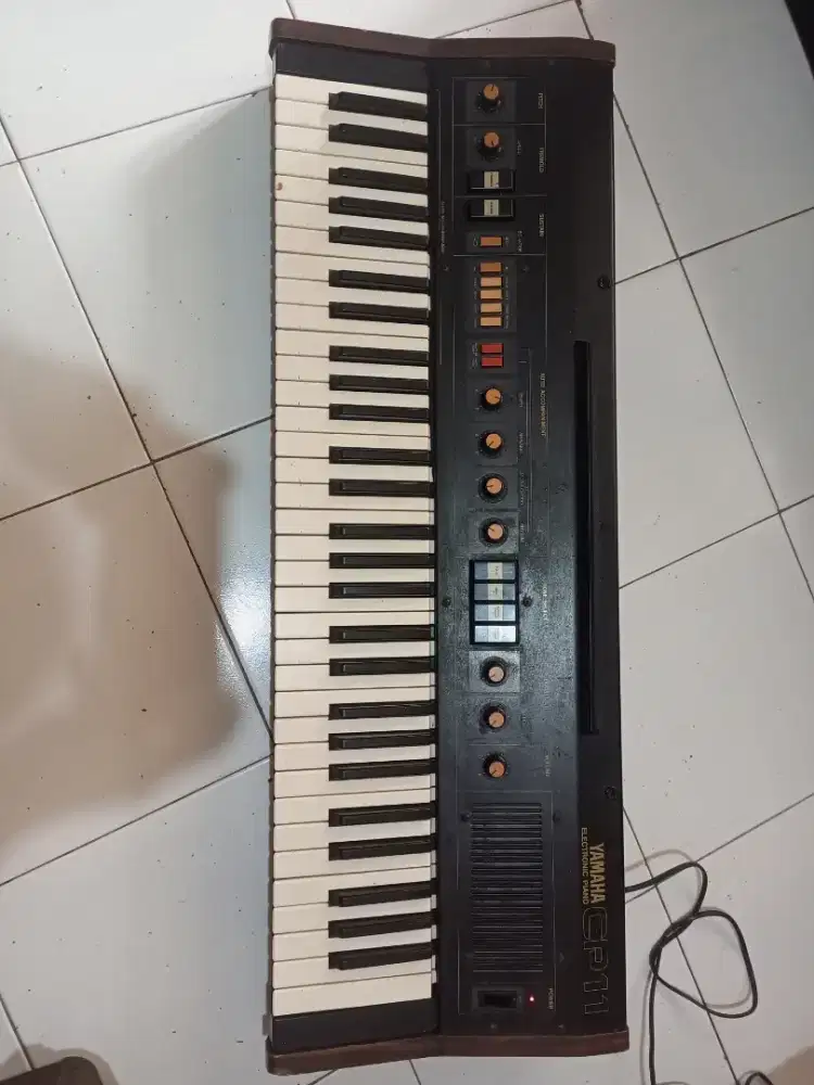 Piano Yamaha CP-11
