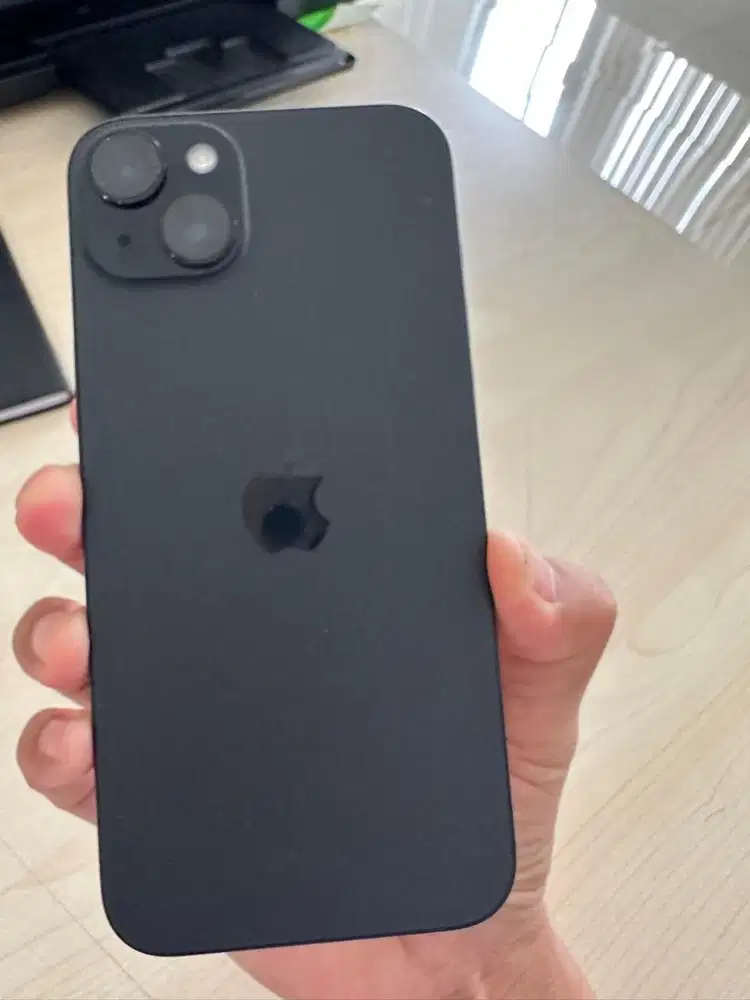 laphone 15 plus 256gb bekas