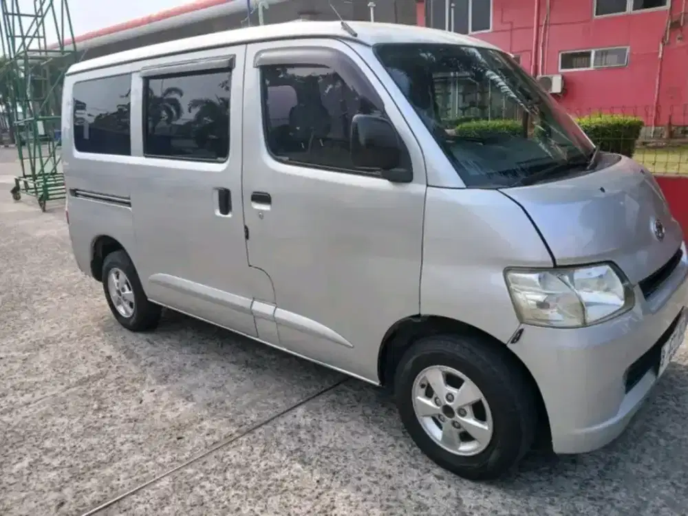 Daihatsu grand max tahun muda pakaian pribadi jarang dipakai