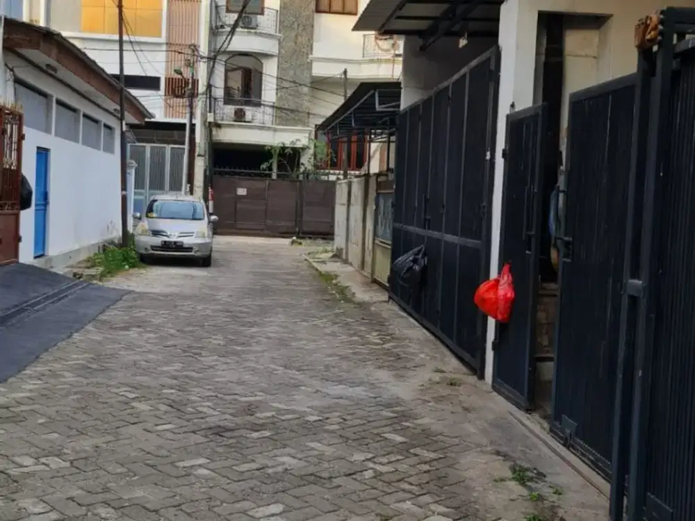 RUMAH 3 LANTAI DI SUNTER MAS, LOKASI PREMIUM & TIDAK BANJIR!
