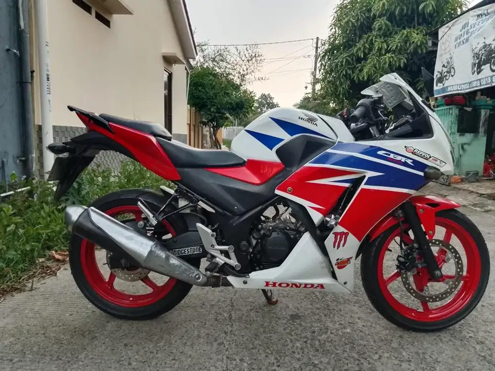 58@:PJK ON B DPK HNDA CBR150R 2016