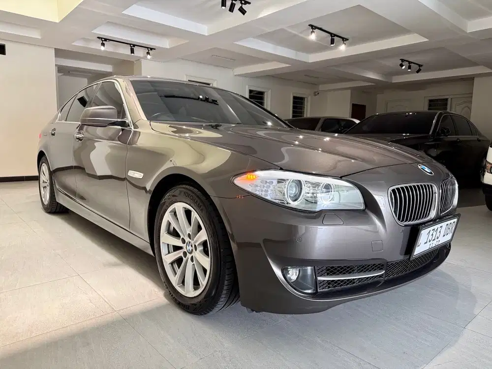 BMW 520i 2013 EXECUTIVE BMW 520i F10 BMW 520i HAVANA metallic BMW F10
