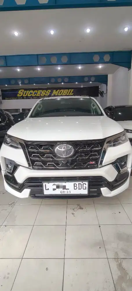 FORTUNER TRD SPORTIVO MATIC 2021 ISTIMEWA