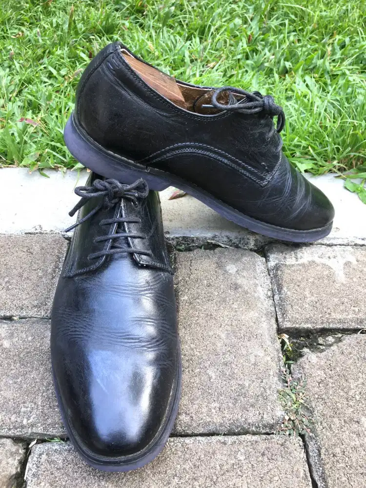 Sepatu Hush Puppies Hitam Size 43 Kulit Formal Pantofel Pria
