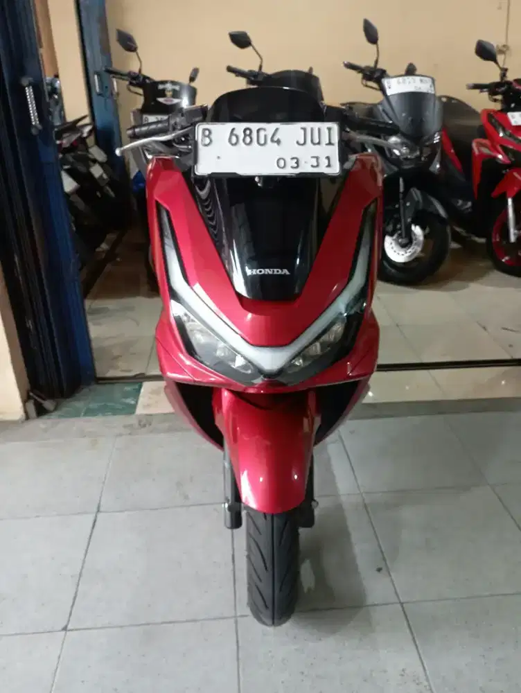 Honda pcx CBS tahun 2026