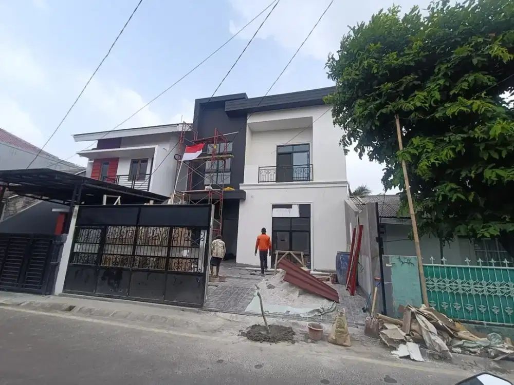 Rumah Strategis 12 Menit ke Stasiun Bekasi Timur Bebas Banjir J-54882