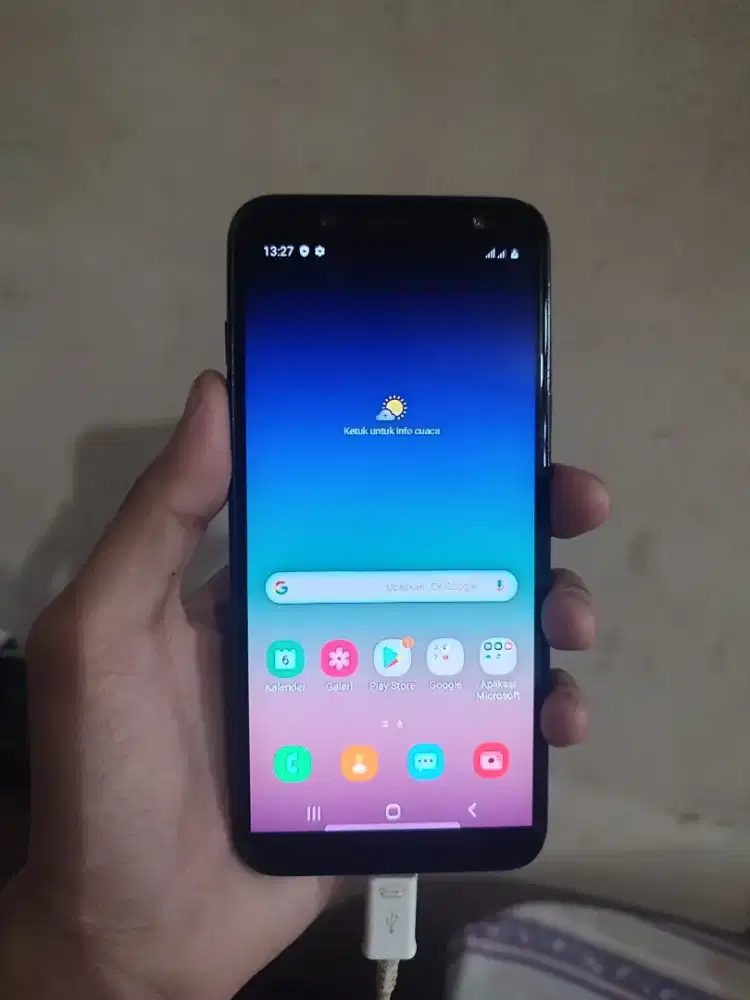 Jual HP Galaxy A6 pemakaian Destop live doang