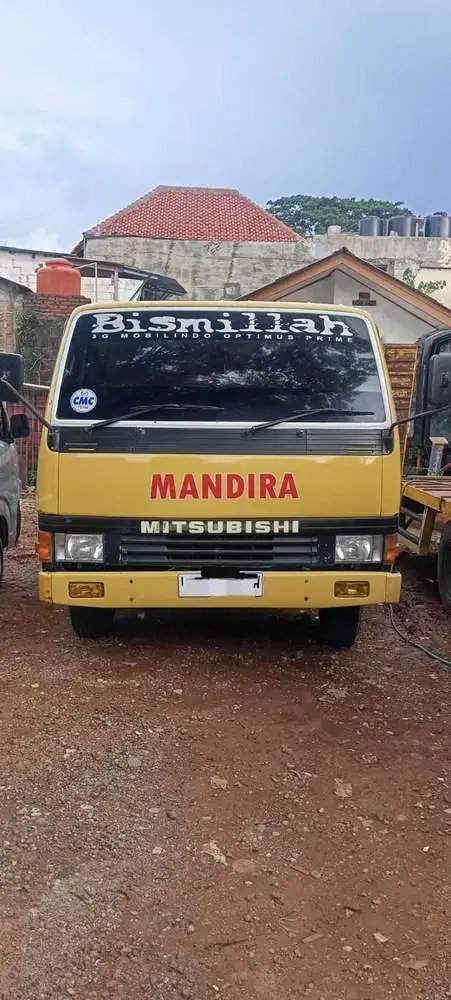 Mitsubishi Fuso 2018 Bensin