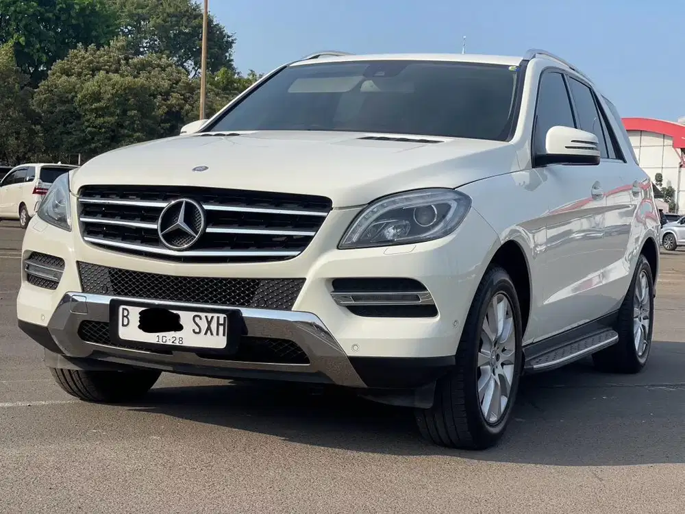 DIJUAL MOBIL MERCY ML250 CDI AT PUTIH 2013
