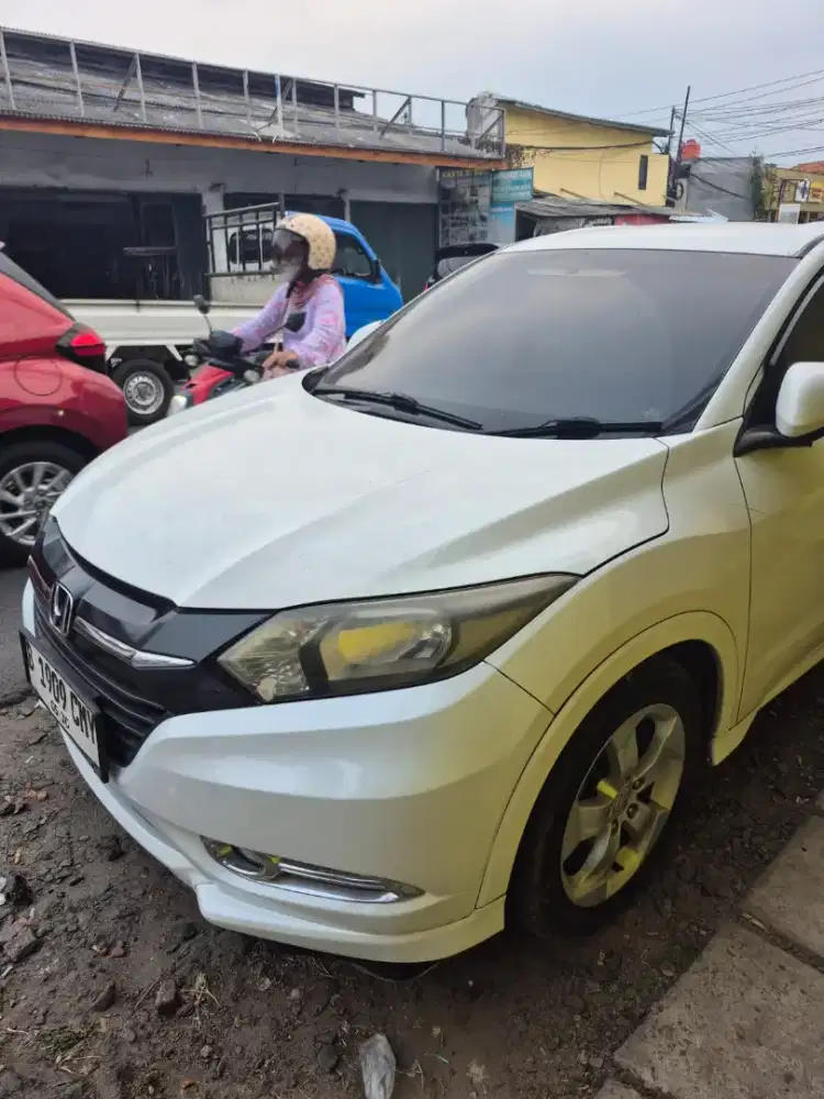 HRV E AT 2015 Ss lengkap pajak of 1x
