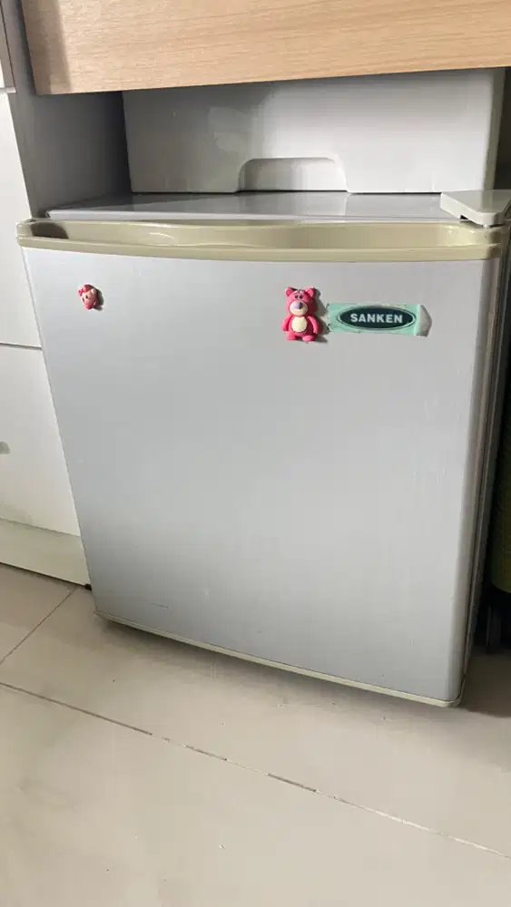 Kulkas Mini SANKEN