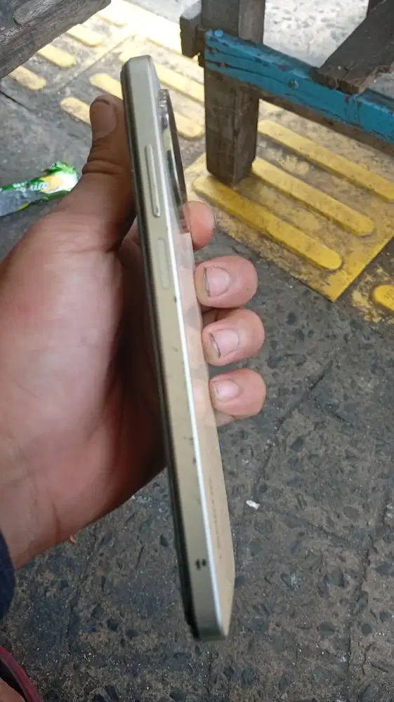 Lcd lecet,bisa di ganti