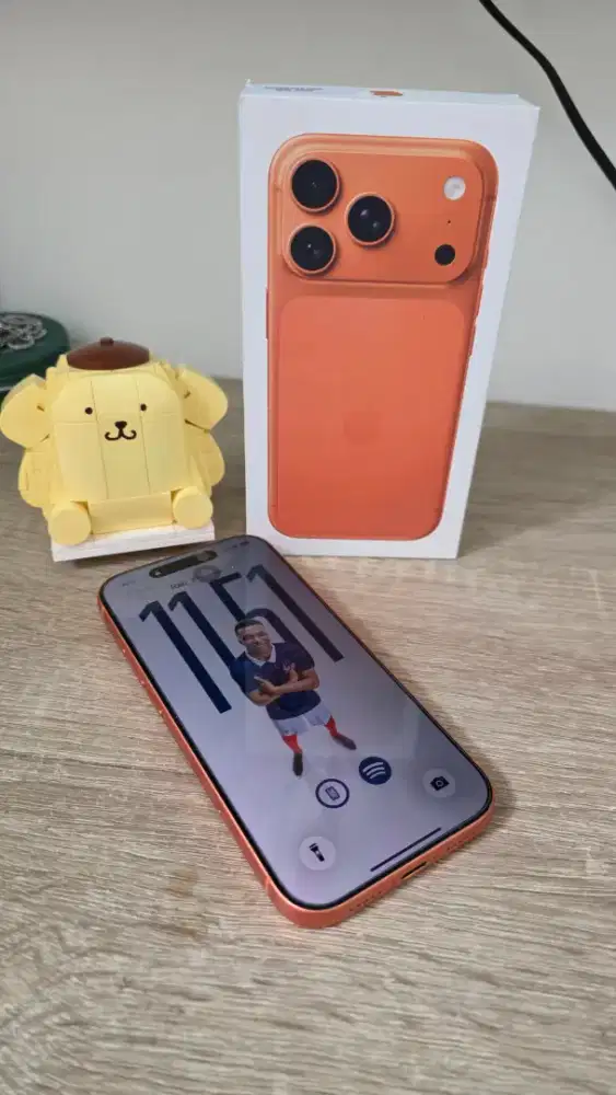 Jual Iphone 17Pro cosmic orange 256gb
