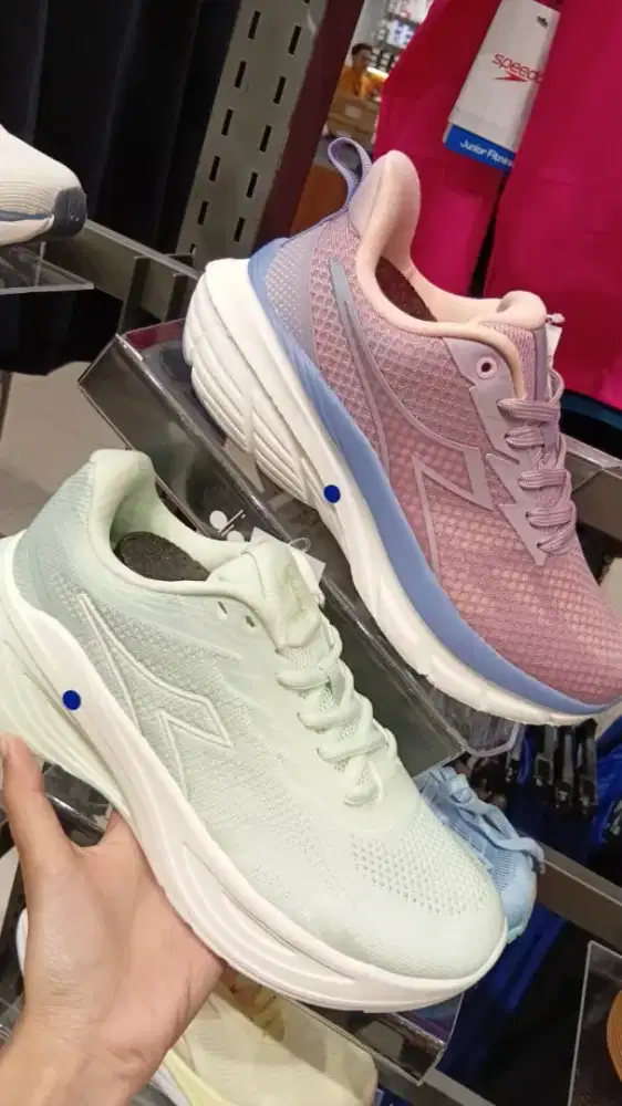 Sepatu Running wanita Diadora Sunrio Purple