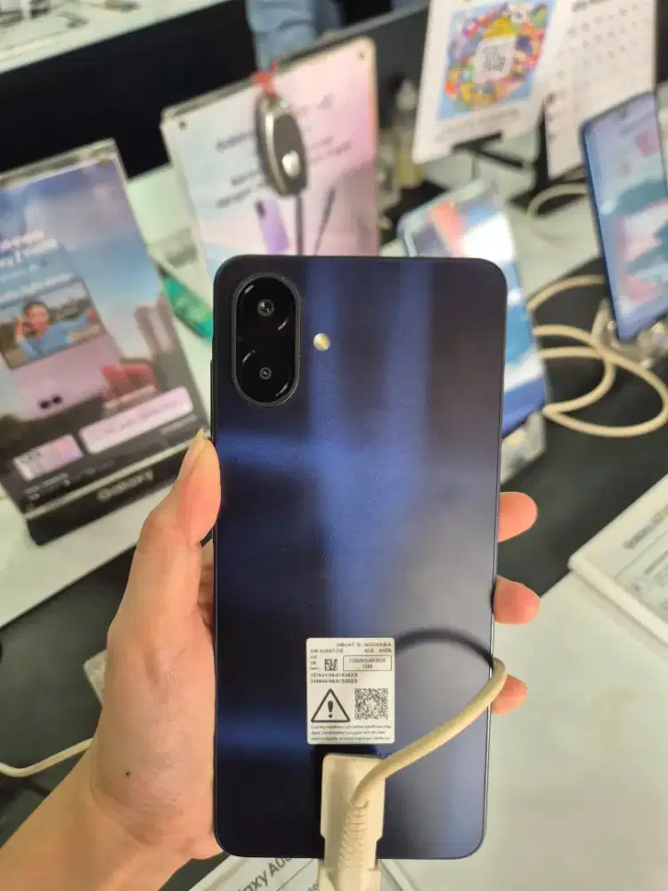 Samsung A08 ram 4+4/64