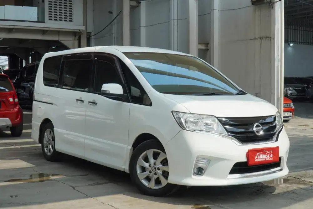 Nisan Serena HWS AT 2013 Low KM