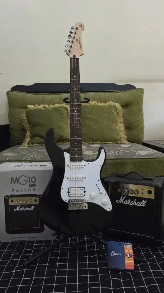 Paket Gitar Yamaha Pacifica & Ampli Marshall MG10 Gold