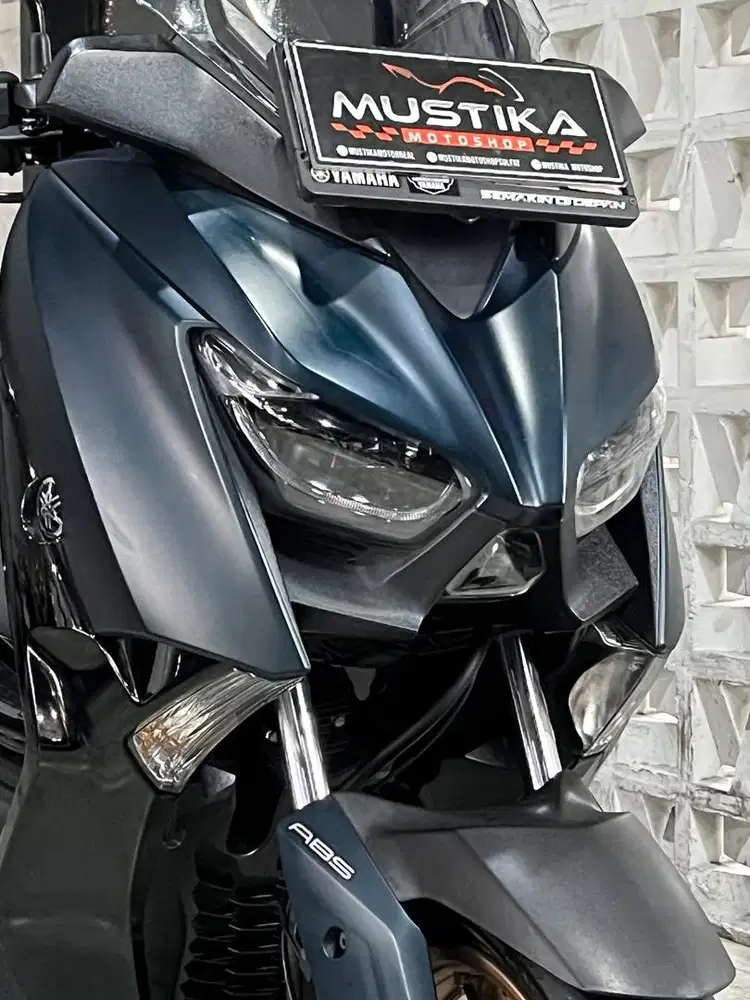 Yamaha XMAX 250cc 2022 Matte Green Low Kilometer  - Siap Gas