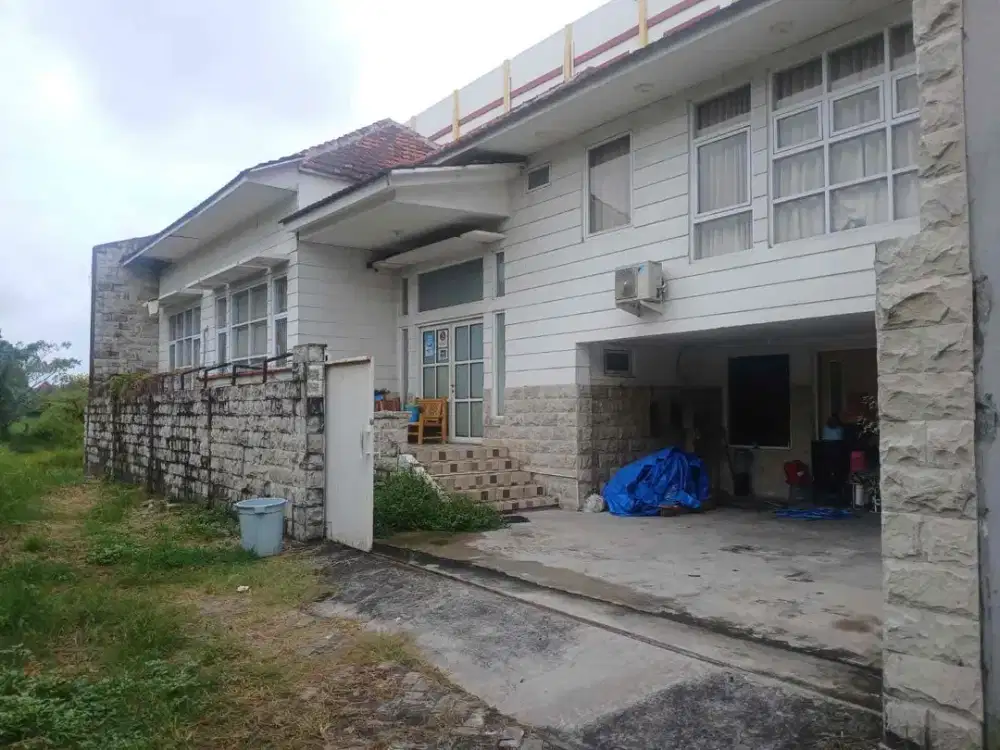 Murah Rumah 1.5 Lantai Lokasi Strategis di Karangan Pdam Dekat Dengan Sekolah SPINS & RS Wiyung Sejahtera