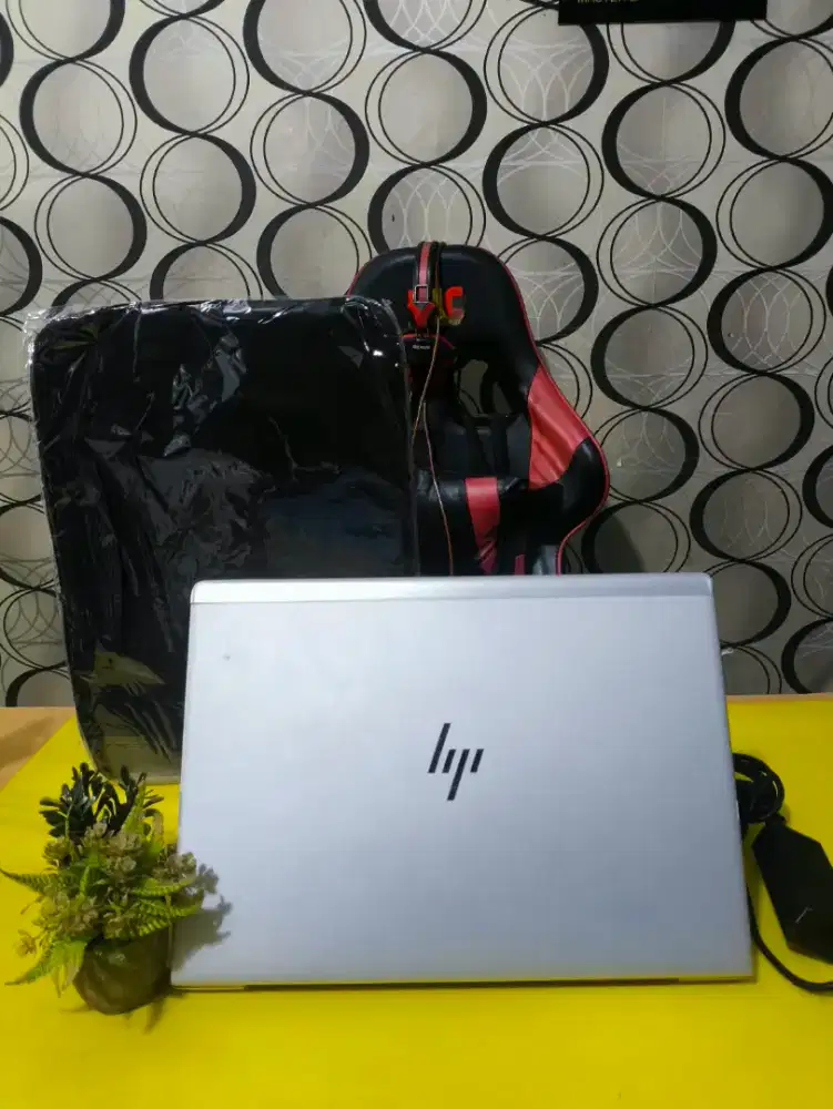 LAPTOP HP Elitebook 840 G6 R70 SLIM Mulus LIKE NEW [Ram 8GB+SSD 256GB]