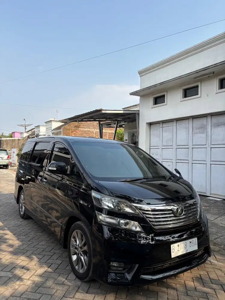 Vellfire 2.4 ZG 2011