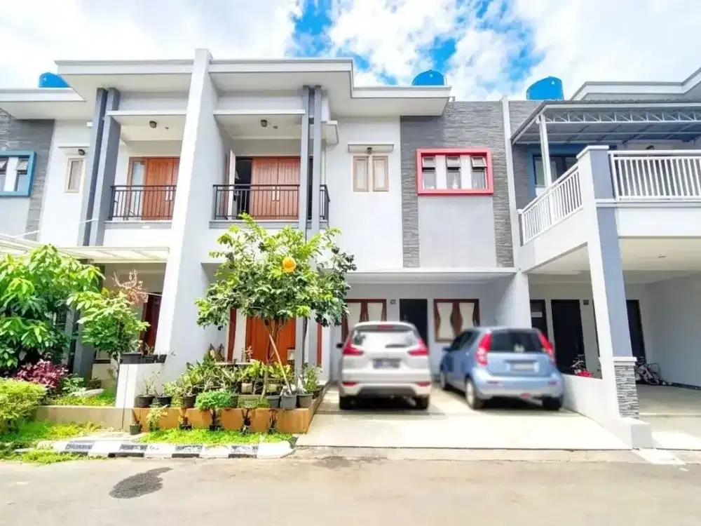 DIJUAL RUMAH MEWAH 2 LANTAI DEKAT TOL JATIBENING DI TAMAN JATIMAKMUR INDAH BEKASI