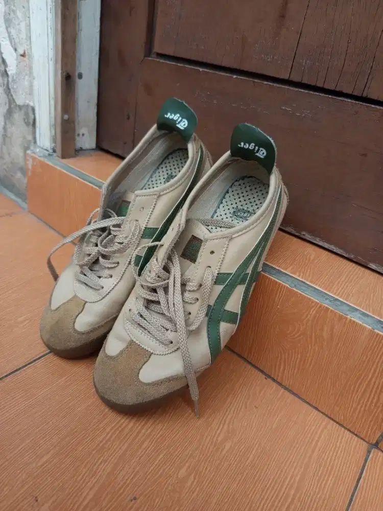 Asic onitsuka tiger size 42 ori